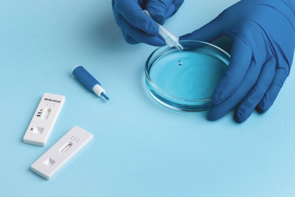 Microfluidic sperm sorting for IVF in embryology lab